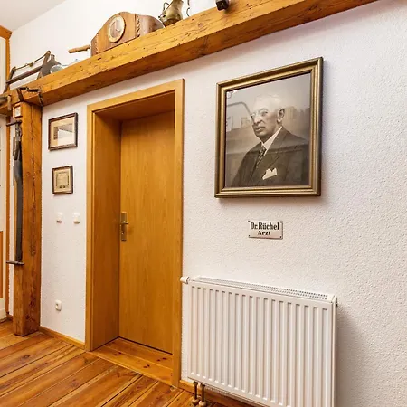 بيت للعطل Schoenberg *